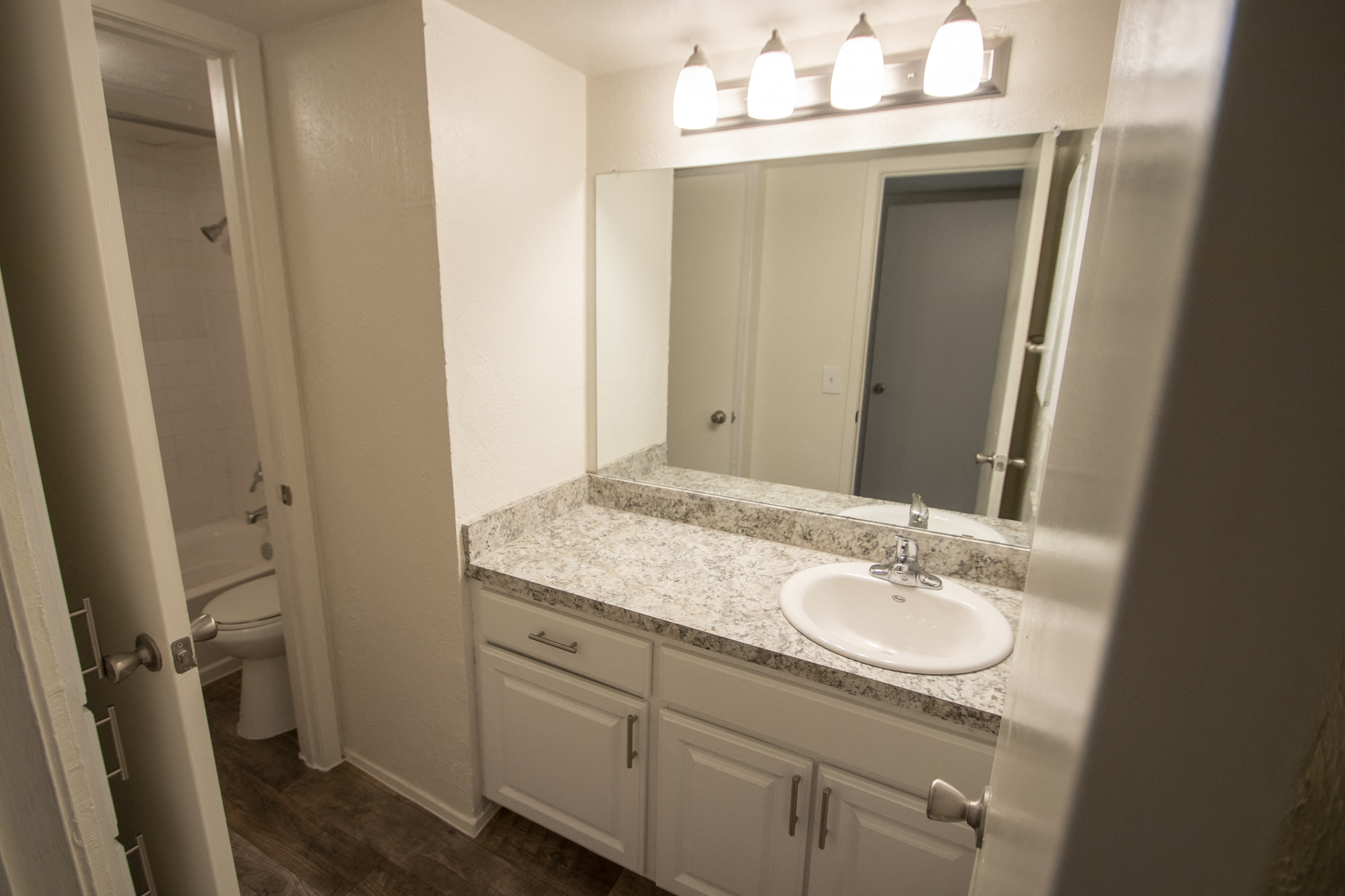 The Biltmore Apartments, 6251 Melody Lane, Dallas, TX RentCafe