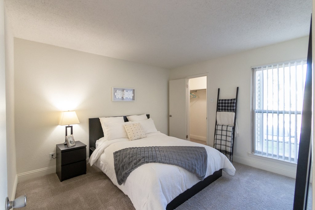 Large Bedroom at Canyon Creek, Texas