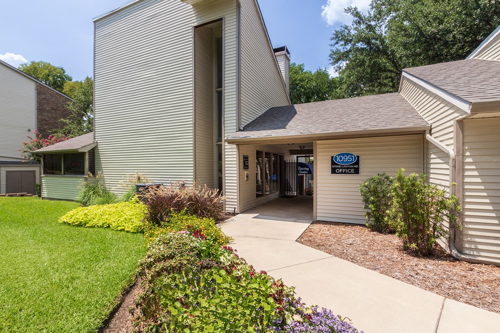 Walking Path at Canyon Creek, Texas, 75230