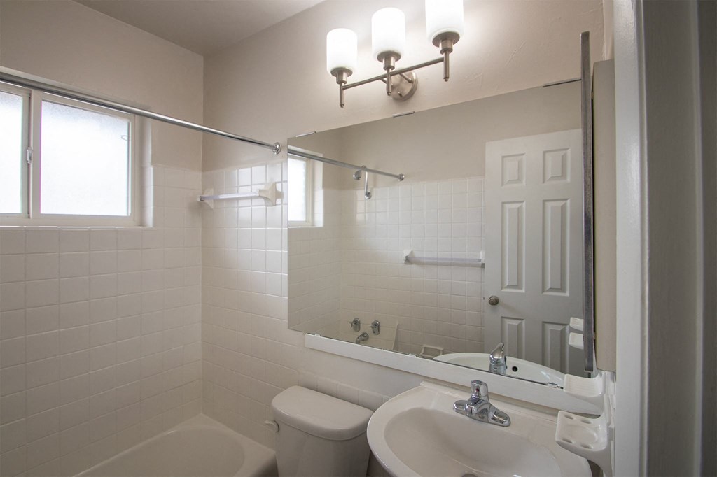 This is a photo of the bathroom in the 631 square foot, B-style (Ranch) 1 bedroom/1 bath floor plan at Colonial Ridge Apartments in the Pleasant Ridge neighborhood of Cincinnati, OH.