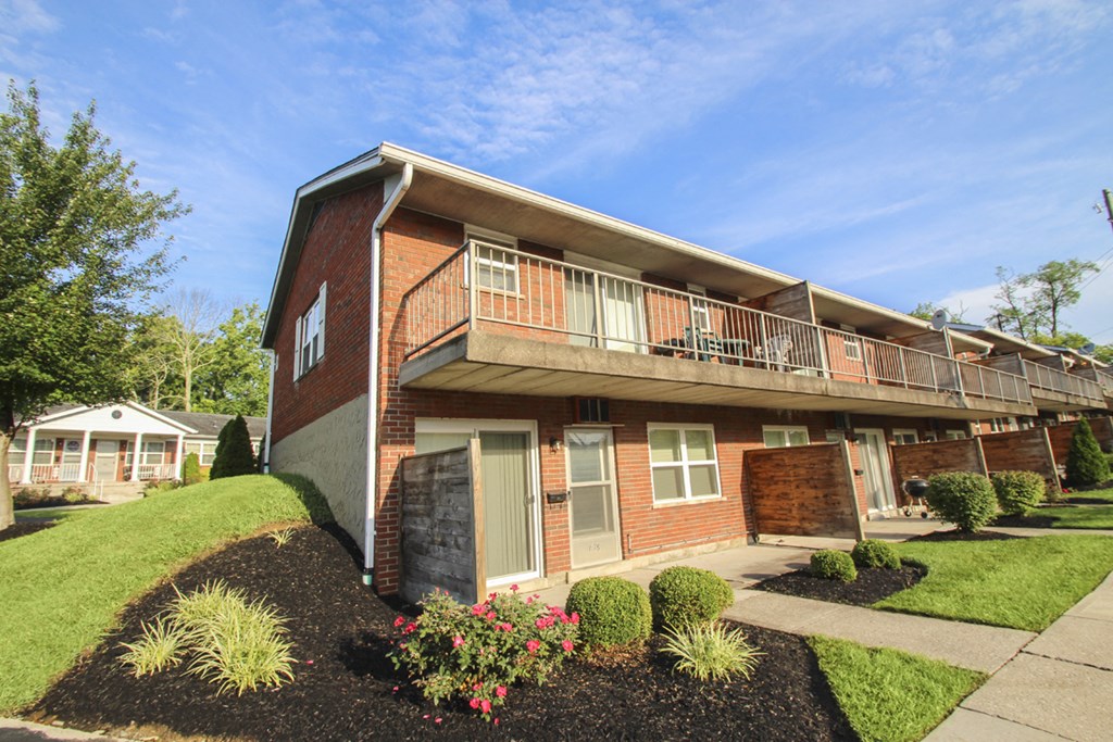 This is a picture of building exteriors at College Woods in Cincinnati, OH