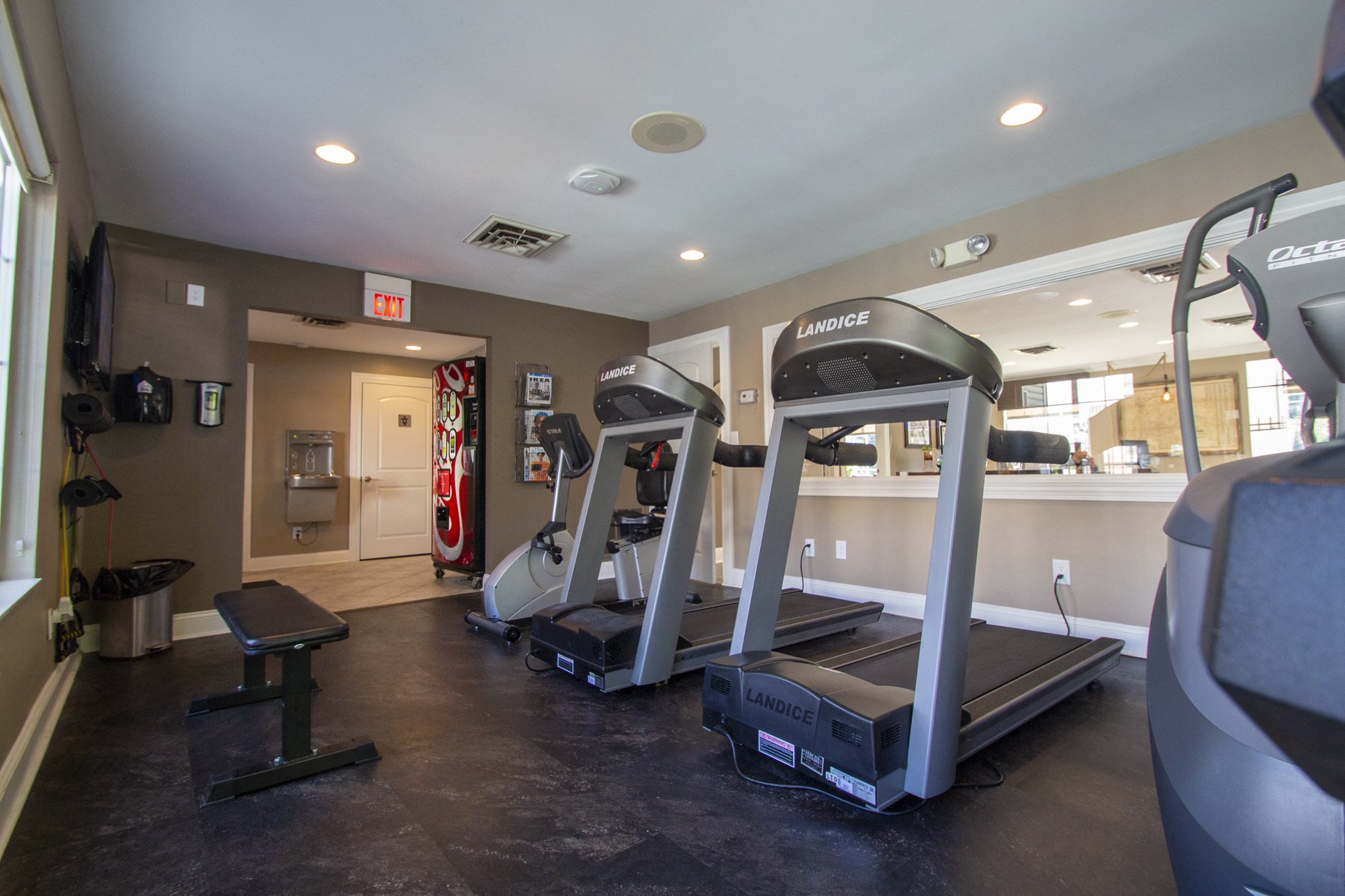 This is a picture of the fitness center at Deer Hill Apartments in Cincinnati Ohio.