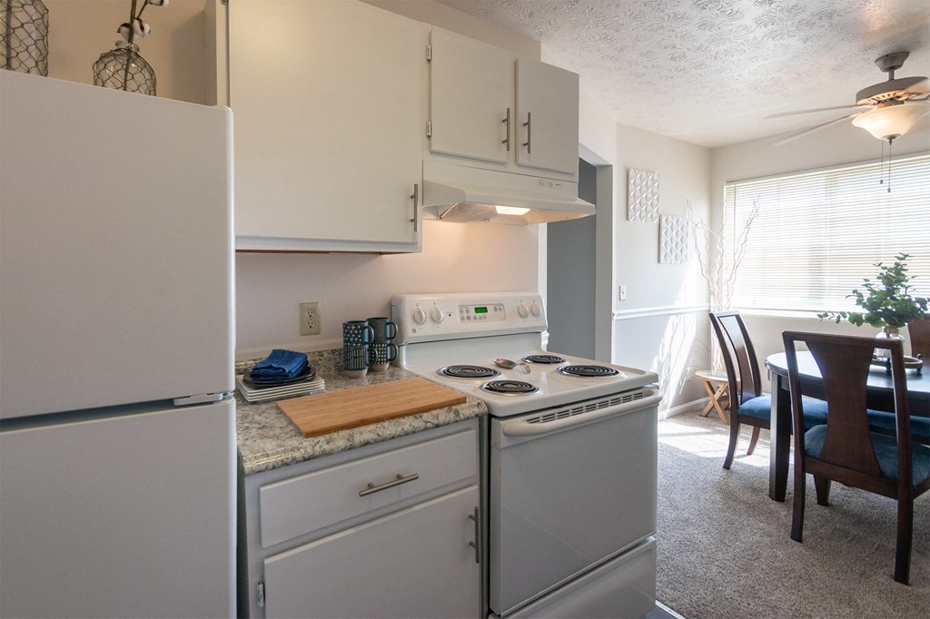 Kitchen With Dining  at Fairfield Pointe, Fairfield