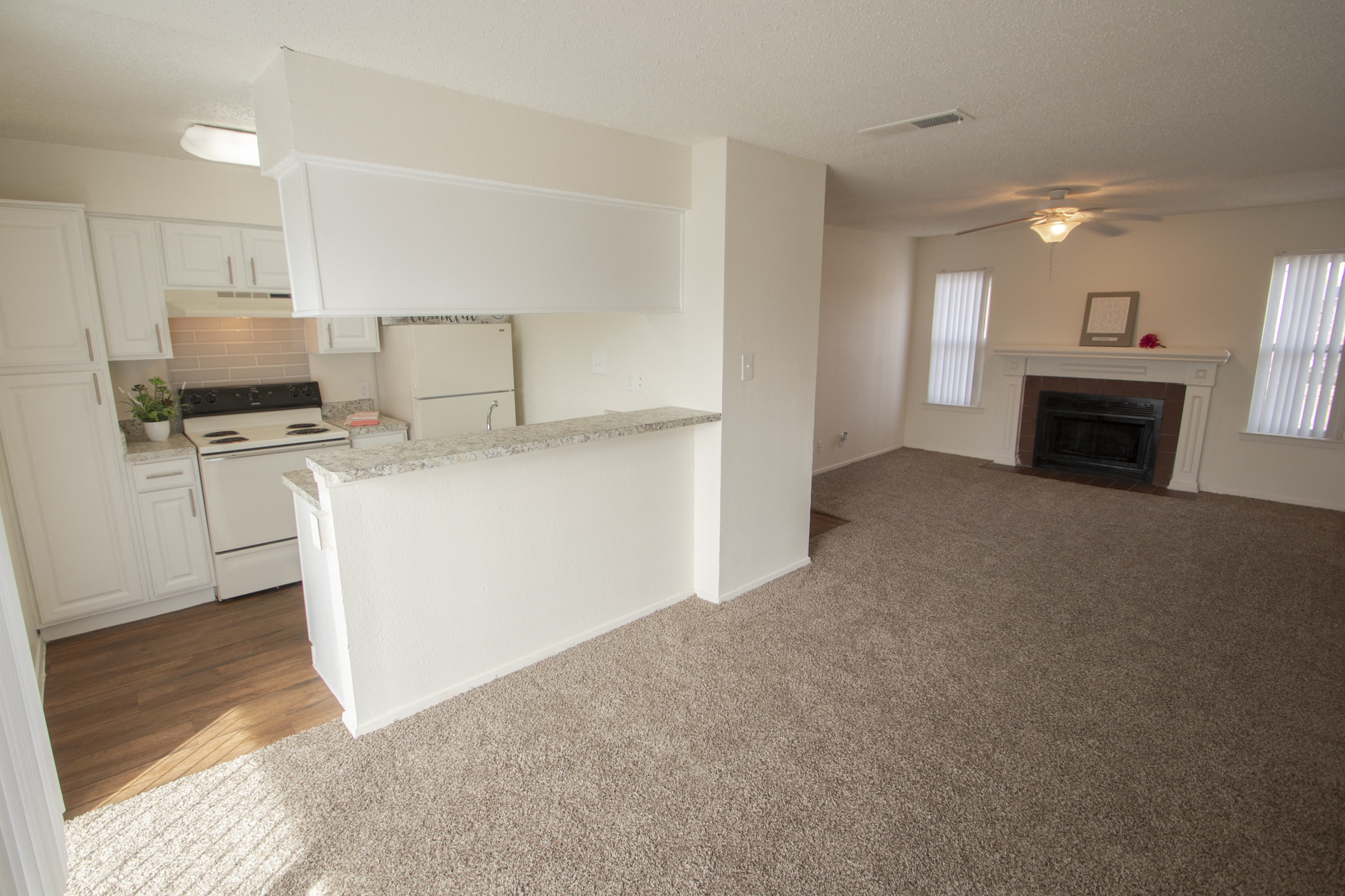 Gateway Place Apartments in Garland, TX