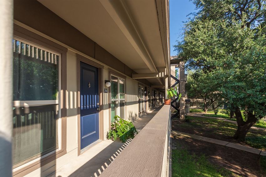 Harvard Square Apartments, 6050 Ridge Crest, Dallas, TX RentCafe