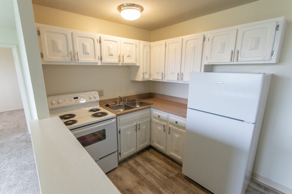 This is a photo of the kitchen in the 545 square foot 1 bedroom, 1 bath apartment at Lisa Ridge Apartments in the Westwood neighborhood of Cincinnati, Ohio.