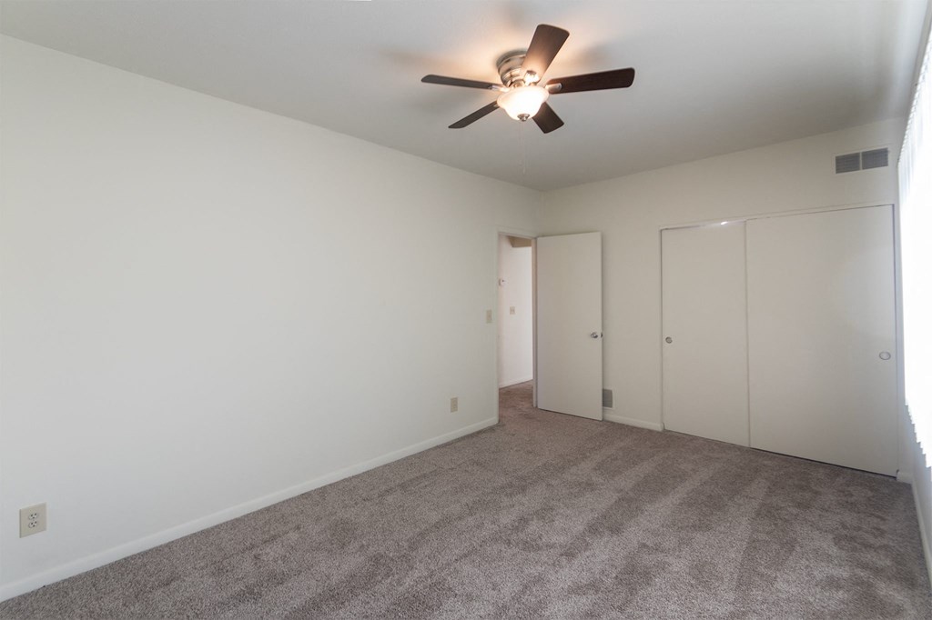 This is a photo the primary bedroom of the 833 square foot Chestnut, 2 bedroom apartment at Montana Valley Apartments in Cincinnati, OH.