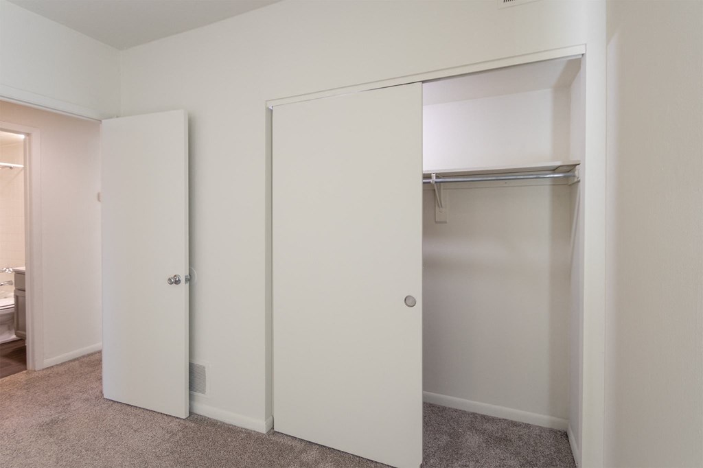 This is a photo the primary bedroom of the 833 square foot Chestnut, 2 bedroom apartment at Montana Valley Apartments in Cincinnati, OH.