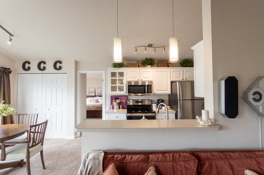 This is a photo of the kitchen in the 1016 square foot, 2 bedroom, 2 bath Nautica floor plan at Nantucket Apartments in Loveland, OH.