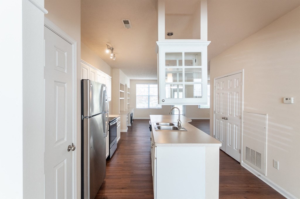 This is a photo of the kitchen in the 1498 square foot, 2 bedroom, 2 and 1/2 bath Schooner floor plan at Nantucket Apartments in Loveland, OH.