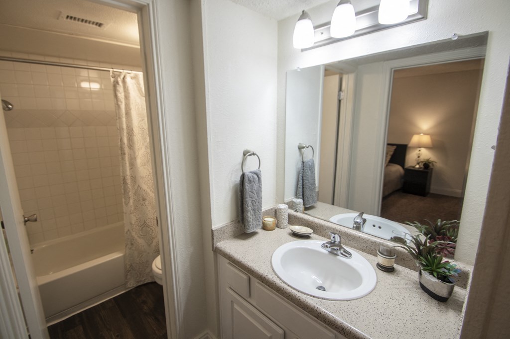 bathroom  at Princeton Court, Dallas, Texas
