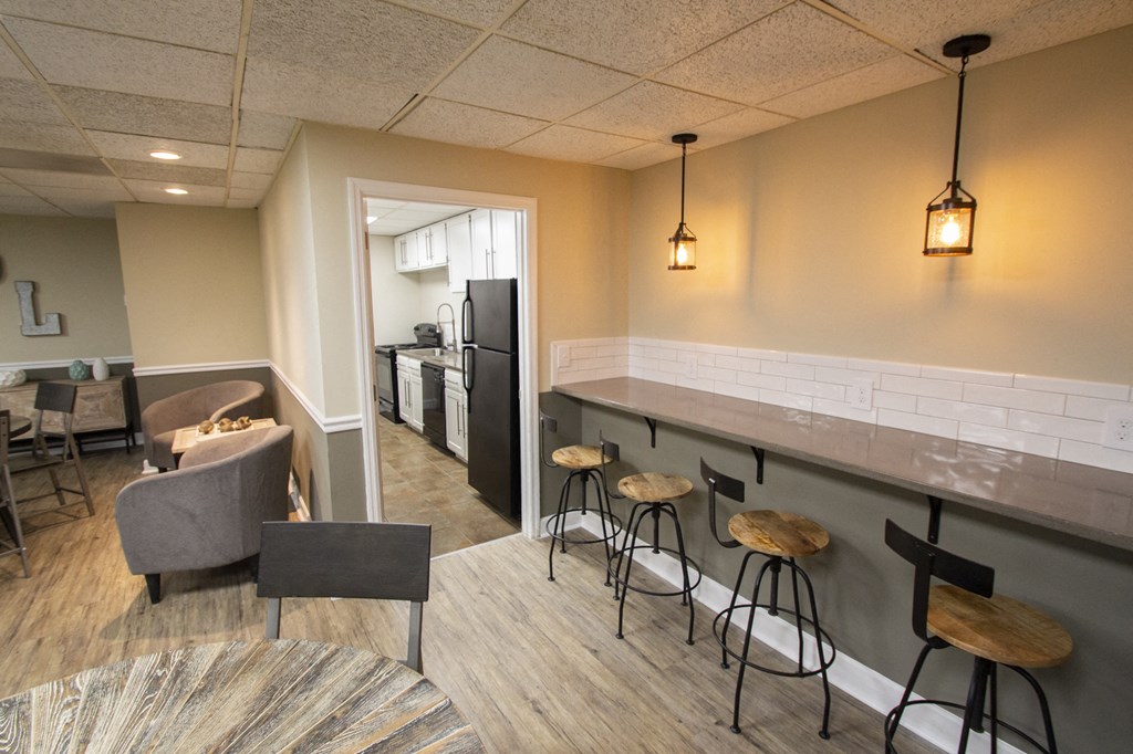 This is a photo of the resident social room at Park Lane Apartments in Cincinnati, OH.