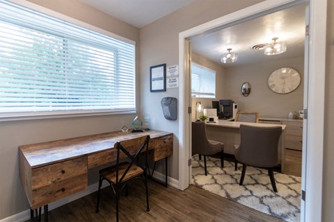 This is a photo of the leasing office at Park Lane Apartments in Cincinnati, OH.