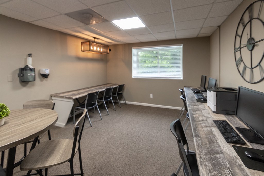 This is a photo of the cyber café at Park Lane Apartments in Cincinnati, OH.