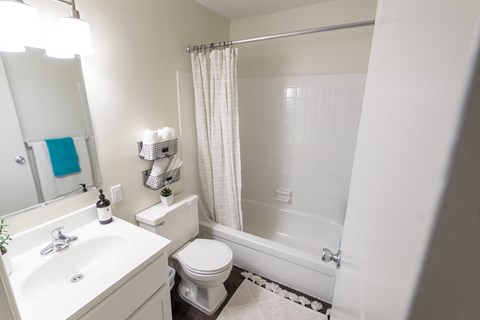 This is a picture of the bathroom in a 576 sq foot 1 bedroom, 1 bath apartment at Red Bank Reserve in the Madisonville neighborhood of Cincinnati, Ohio.