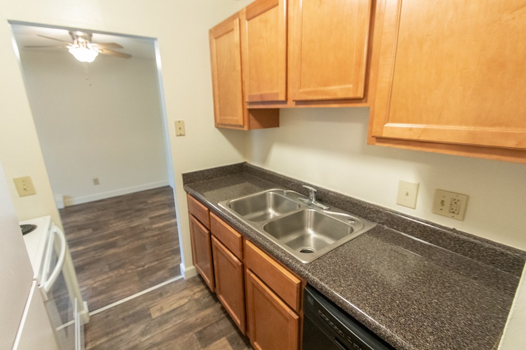 This is a picture of the kitchen in a 748 sq foot 2 bedroom, 1 bath apartment at Red Bank Reserve in the Madisonville neighborhood of Cincinnati, Ohio.