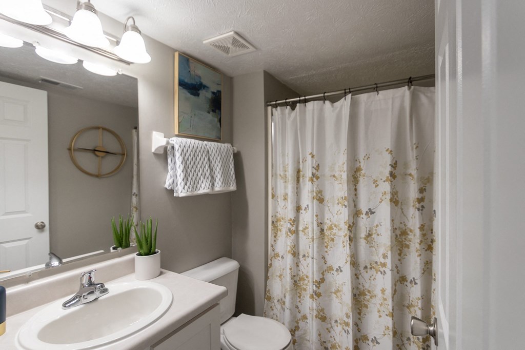 This is a photo of the primary bathroom in the 1226 square foot 3 bedroom, 2 bath Hambletonian at Trails of Saddlebrook Apartments in Florence, KY.