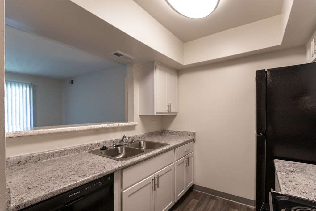 Kitchen Unit at Village East, Franklin, OH