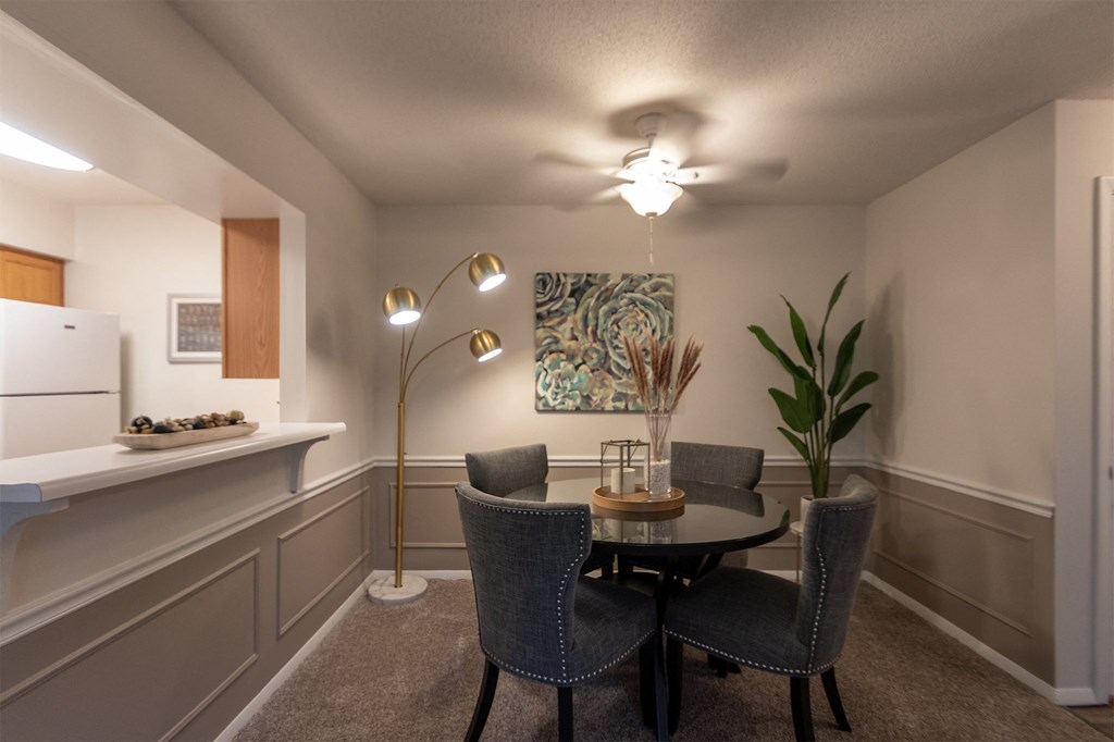 Dining Room at Village East, Franklin, Ohio