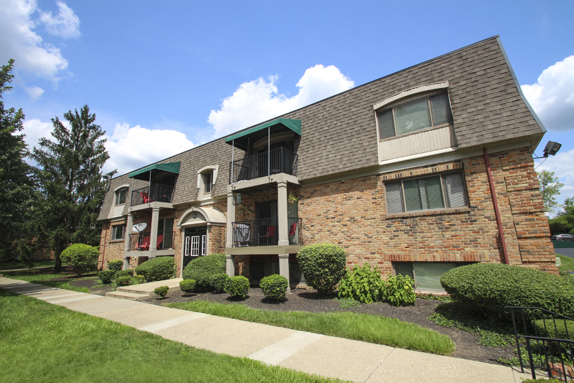 Village East Apartments 3530 Village Drive Franklin Oh Rentcafe