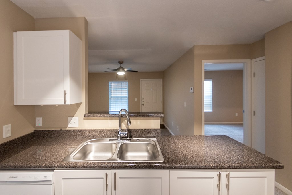This is a photo of the kitchen in the 580 square foot 1 bedroom, 1 bath Independence at Washington Place Apartments in Miamisburg, Ohio in Washington Township.