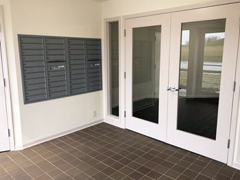 Layton 1900 Lobby - Photo Gallery 6