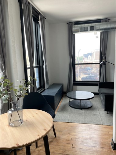 2001 S. 10Th Ave. Studio-1 Bed Apartment for Rent