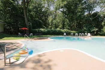 Large Pool at Grant Meadows Apartments, Philadelphia