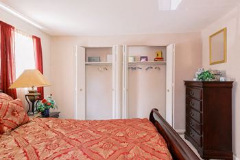 Large Bedroom at Grant Meadows Apartments, Pennsylvania, 19114