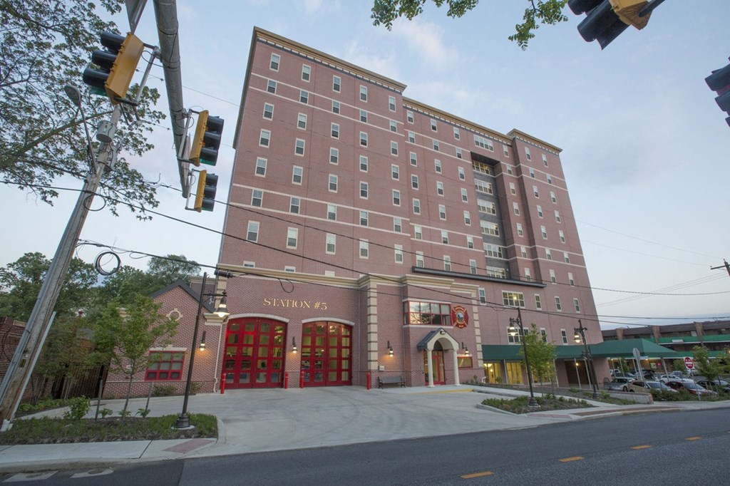 the building in which the hotel is located