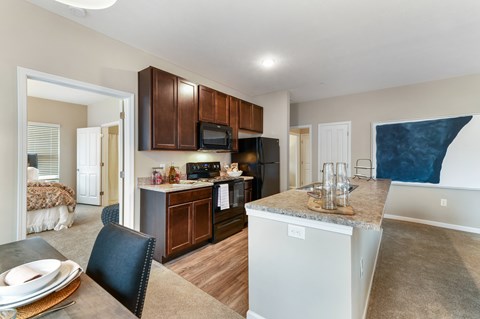 7450 Vantage Dr 1-2 Beds Apartment for Rent