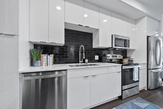 1777 Peachtree Street NE Studio-3 Beds Apartment for Rent - Photo Gallery 3