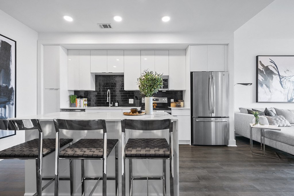 Warhol I Kitchen with Ebony Subway Backsplash at Arya Peachtree, Atlanta