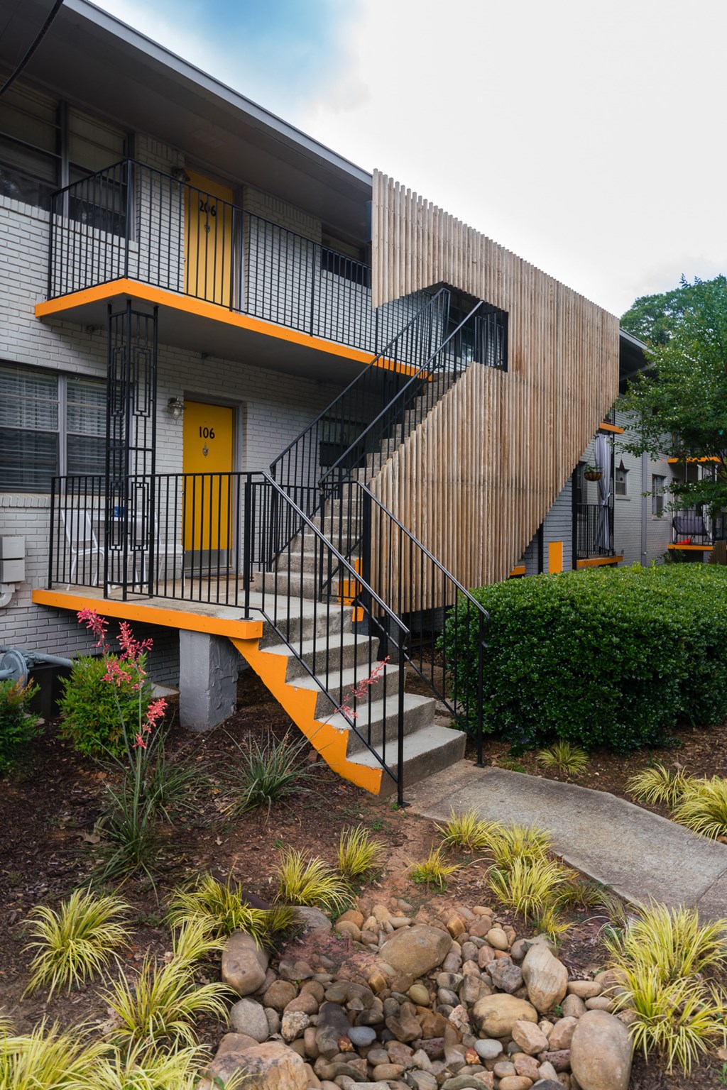 Myrtle Street Exterior