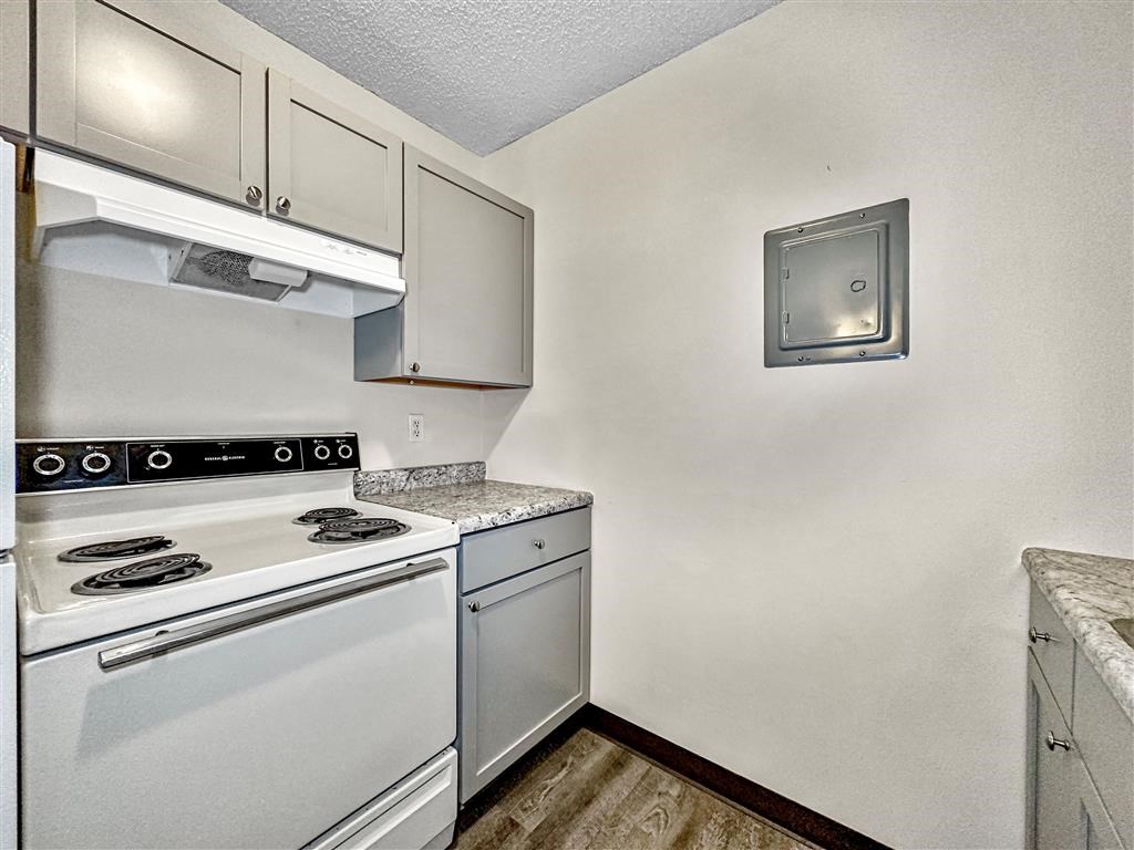 Kitchen Appliances at Foxwood Apartments, Indianola, Iowa