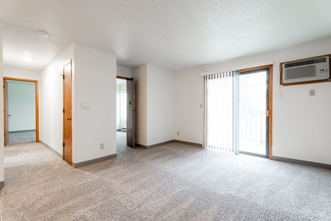 Carpeted Bedroom at Bristol Ridge, Urbandale, IA, 50322