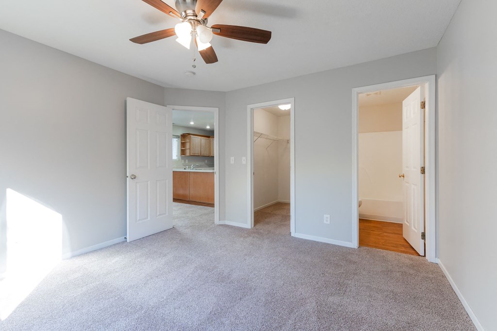 Master Carpeting at Saylorville Lakeside, Polk City, Iowa