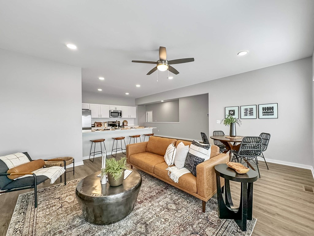 Living at Rialto Townhomes Apartments, Waukee, IA