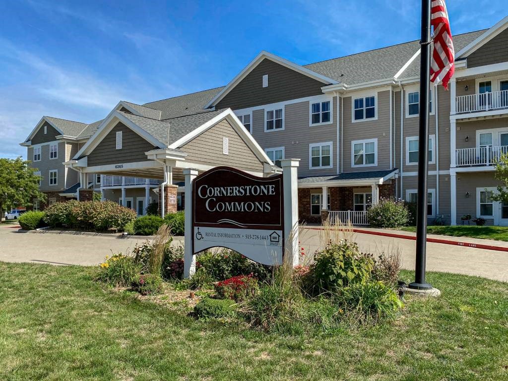 Property Signage at Cornerstone Commons, Johnston, IA  