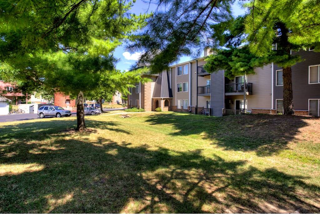 Green Outdoor at Hamlet Apartments, West Des Moines