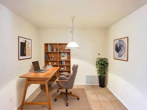 112 Grandview Drive 2 Beds Apartment for Rent