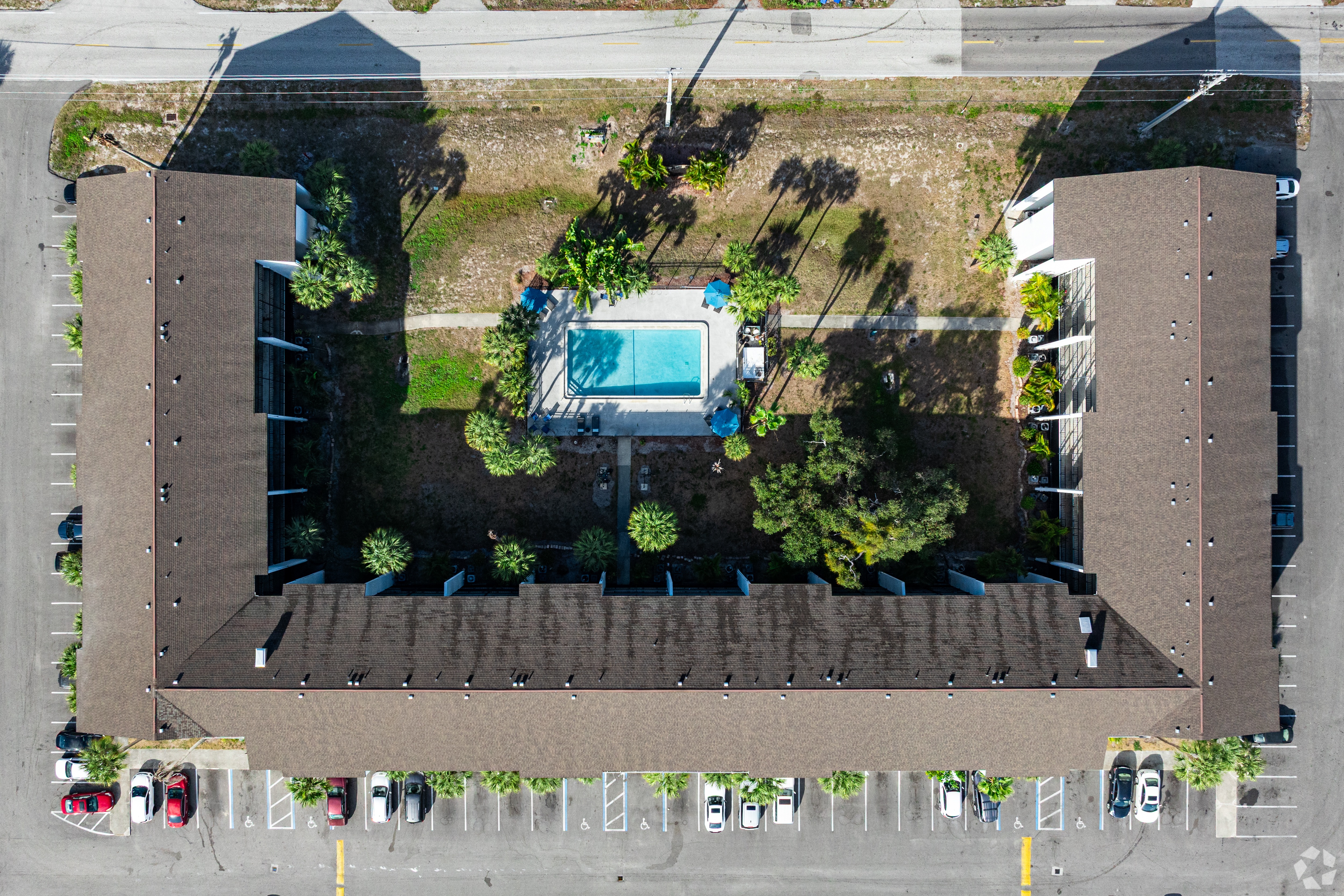 The Meridian At 2825