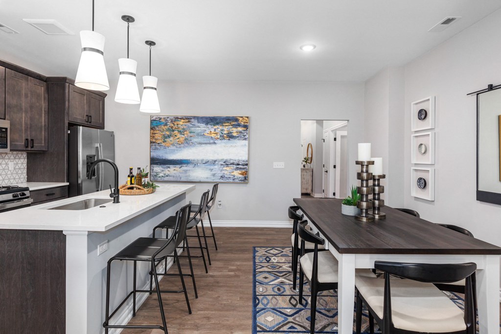 Well Equipped Kitchen And Dining at Encore at West Valley, White Lake