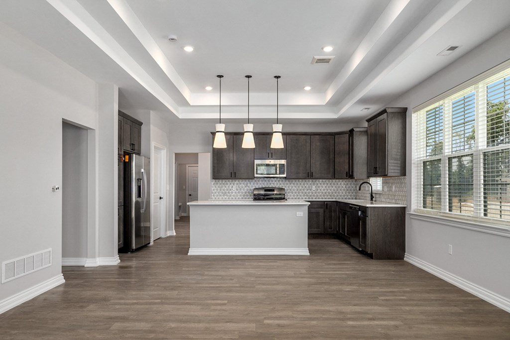 Amazing kitchens with modern appliances at Encore at West Valley, Michigan, 48386