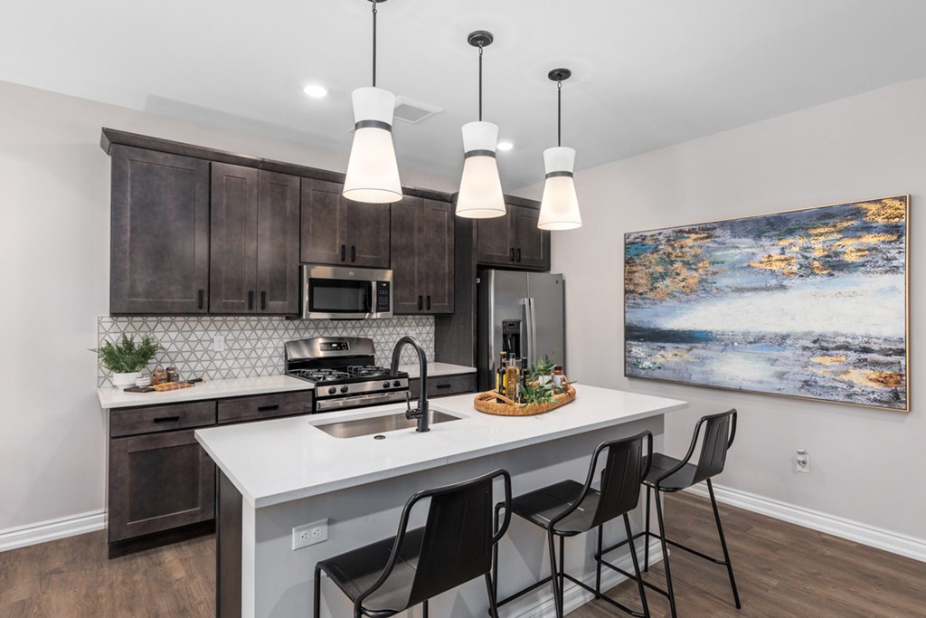 Fully Equipped Kitchen With Modern Appliances at Encore at West Valley, White Lake, MI, 48386