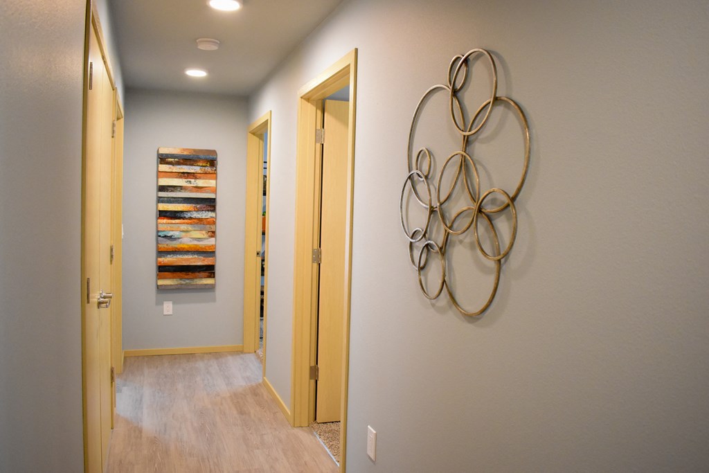 4 Bedroom Unit Hall at Manor Way, Everett , 98204