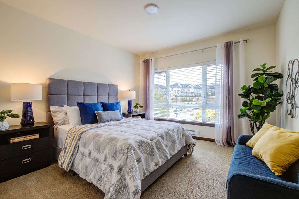Gorgeous Bedroom at Discovery West, Issaquah