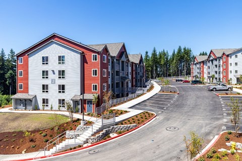 Elegant Exterior View at Panorama, Snoqualmie, Washington