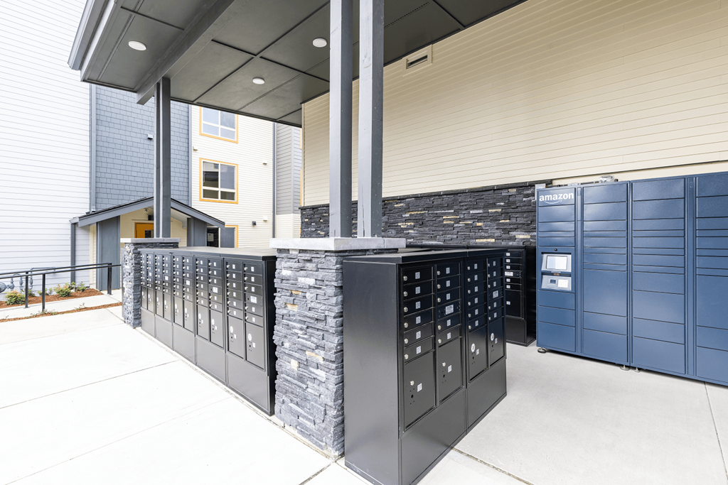 Outdoor Mail Area with Amazon Lockers