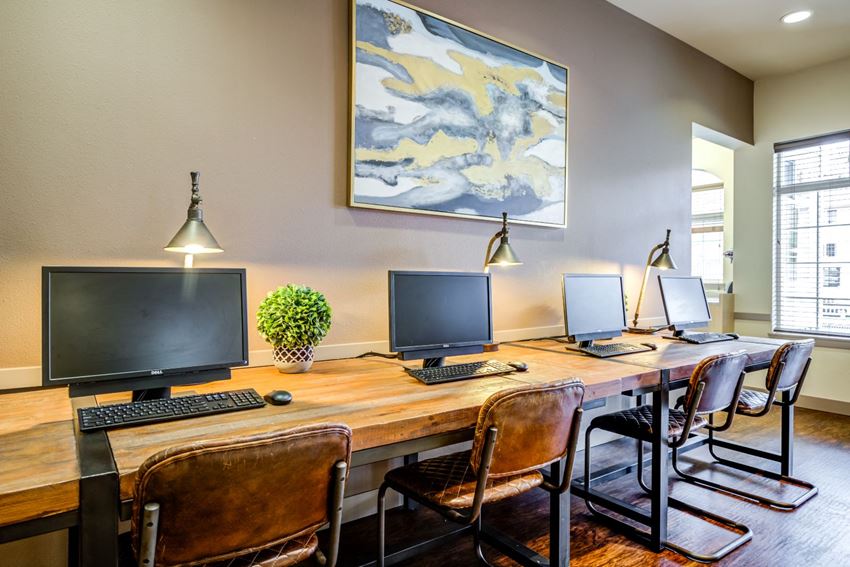 Business Center - Photo Gallery